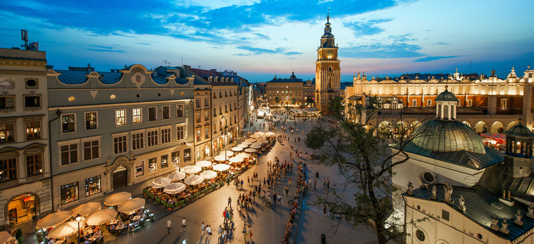 krk rynek wieczor